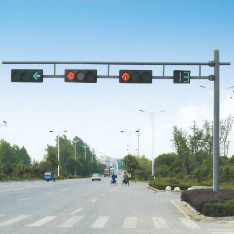 LED监控杆 道路照明灯具 厂区道路