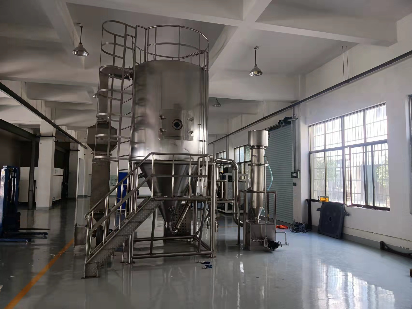 喷雾干燥机厂家 干燥机 干燥设备 常州力马