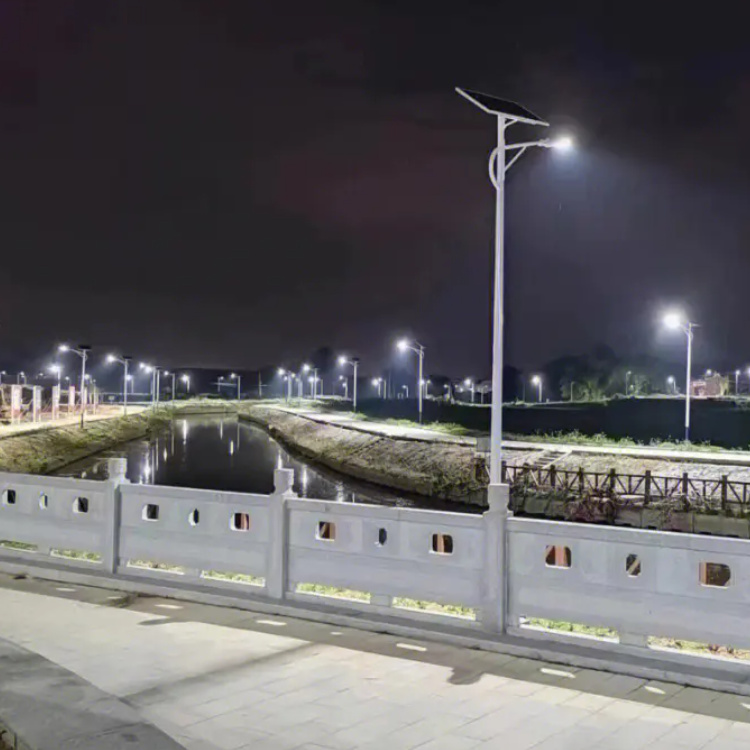 北京昌平太阳能路灯 更换维修 各种室外路灯工程