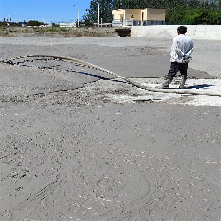 富阳公司 高速公路扩建加宽 高强度抗老化 气泡混合轻质土施工