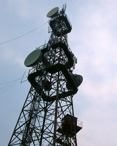 微波塔定制安装-微波塔电视塔中波塔雷达发射塔厂家-规格齐全电信信号塔