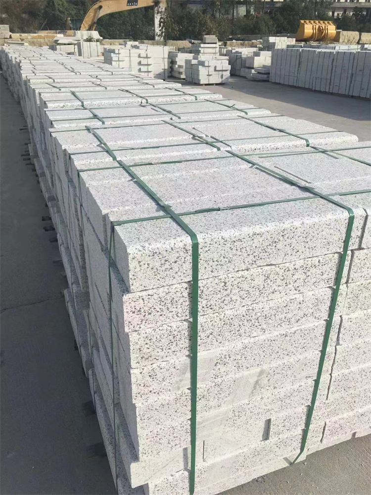 自然防滑 火烧石花岗岩 现货直售 寺庙古朴古道