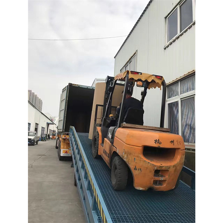 移动登车桥 登高卸货坡道 支持定制