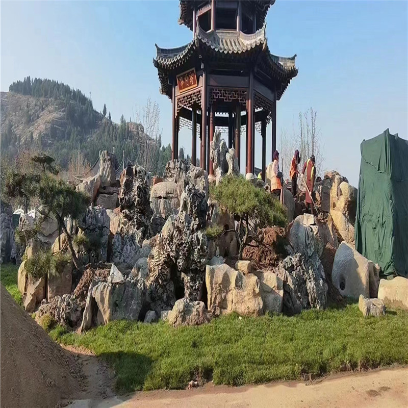 太湖石园林别墅庭院鱼池假山制作石料园林水系驳岸点景