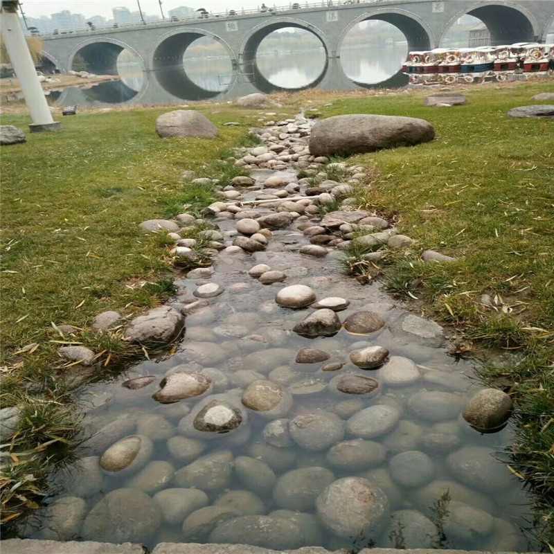 大型园林鹅卵石驳岸石水冲石河滩石河道河卵石挡土景石