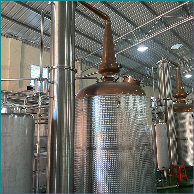 多功能蒸馏设备 红酒米酒酿酒设备