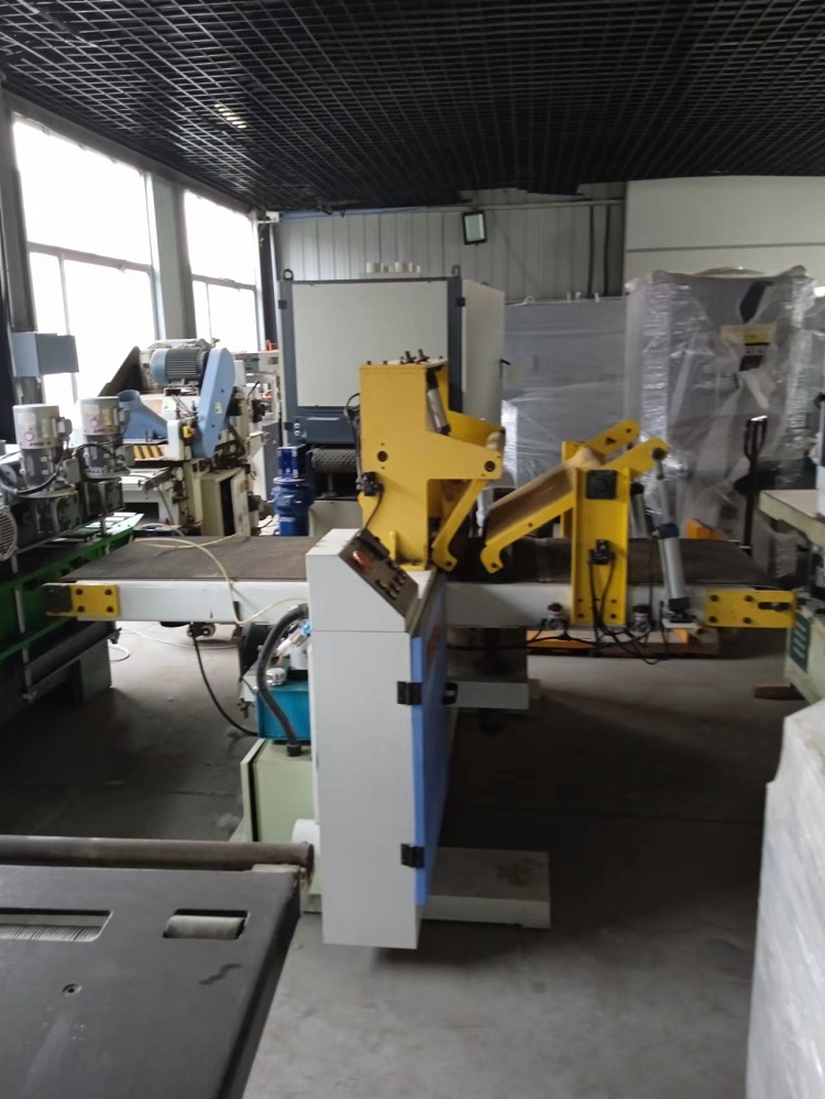 购销二手带锯机 卧式立式木工多品种回收转让 金梧桐机械