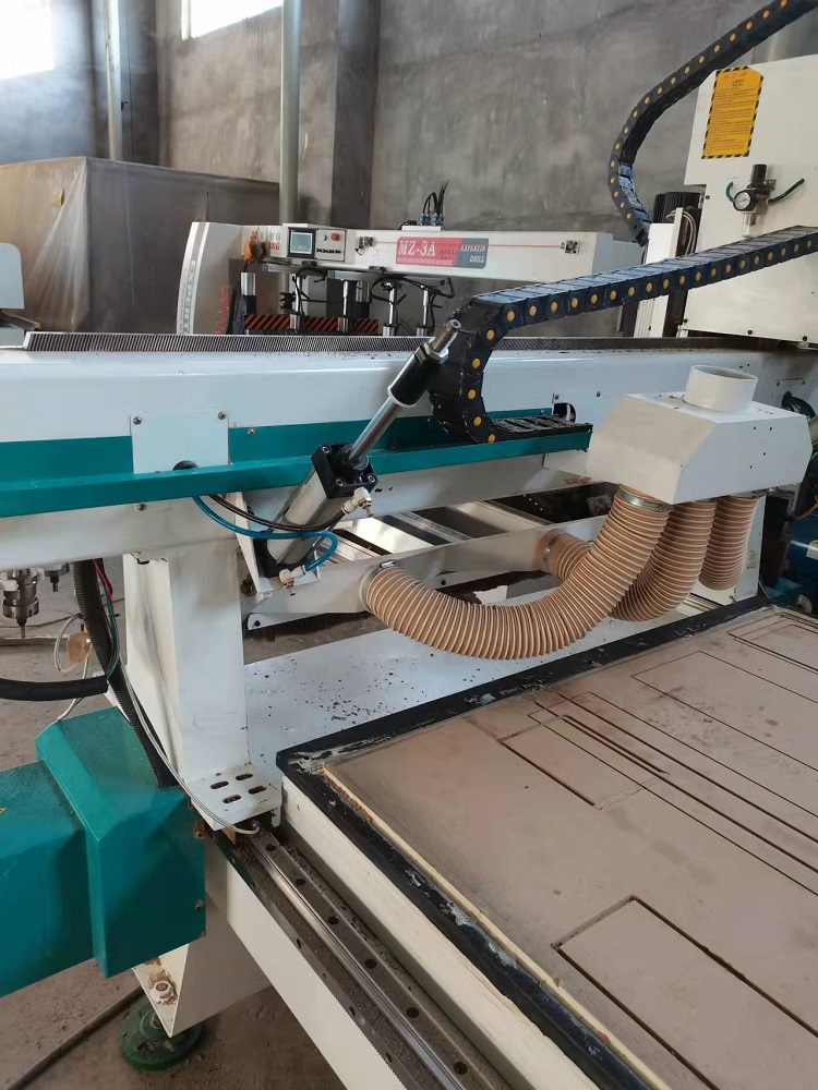 回收转让二手木工雕刻机 开料机侧孔机规格齐全 金梧桐机械