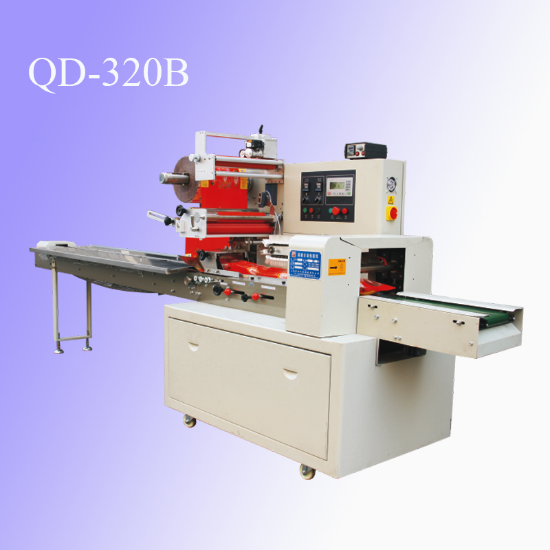 家用纸巾全自动包装机卫生巾包装机 饼干糖果包装机 350面包水果枕式打包机小型月饼食品包装机