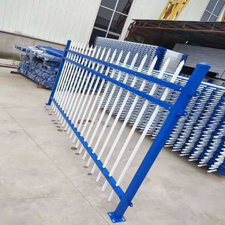 新疆铁艺护栏网新疆锌钢护栏网生产厂家质量可靠报价迅速