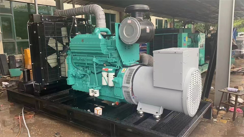 30kw至2800千瓦Cummins发电机组租赁供应