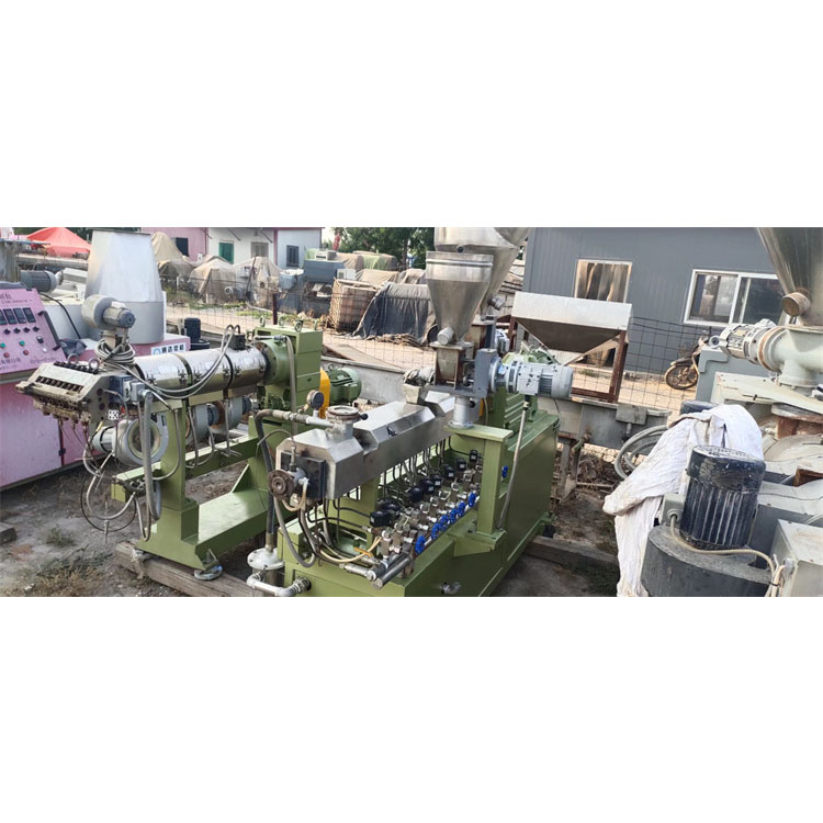 南京橡塑双螺杆30/45双阶式片材机