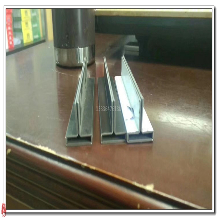 成都西安不锈钢异形装饰门套 不锈钢黑钢包门装饰门套定做