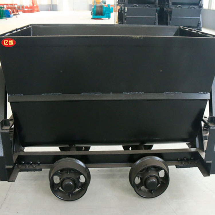 MFC0.75-6翻斗式矿车 使用方便 坚固耐用 左右自动翻转