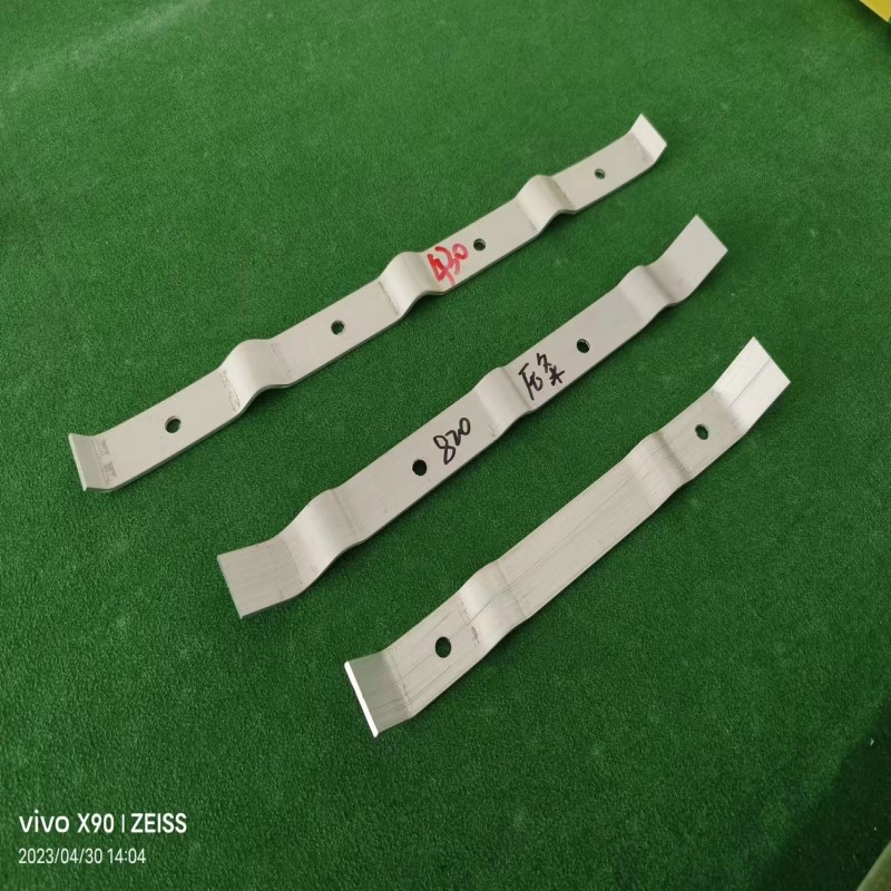 直立锁边400/430铝镁锰板铝合金抗风压条