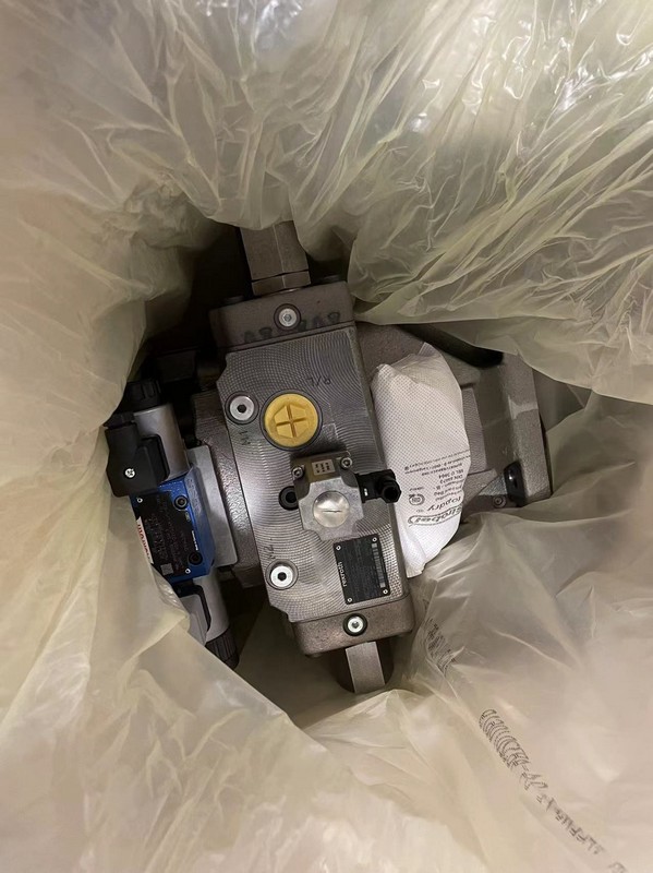 力士乐径向泵 A4VSO 250 EO2 30R-VPB25N00 -SO368