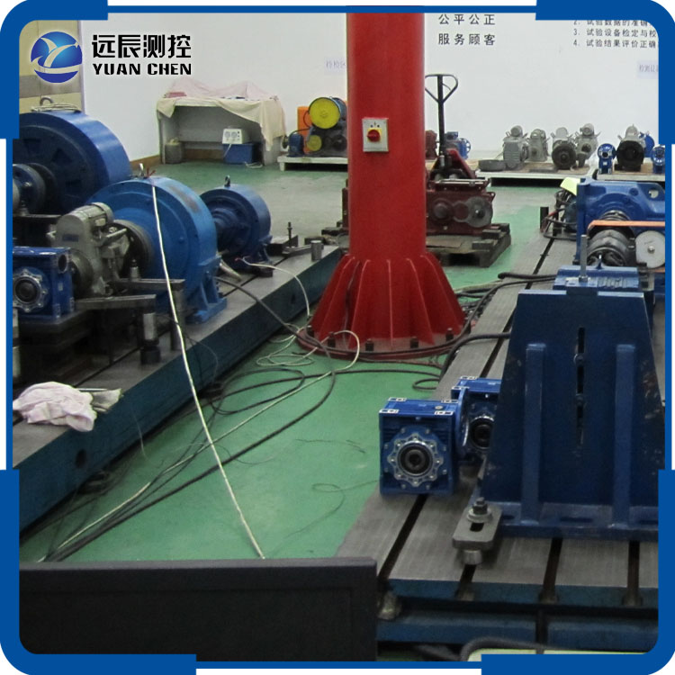 减速机测试台测试减速机的各种性能参数包括：减速机输入转矩、转速、功率，输出转矩等