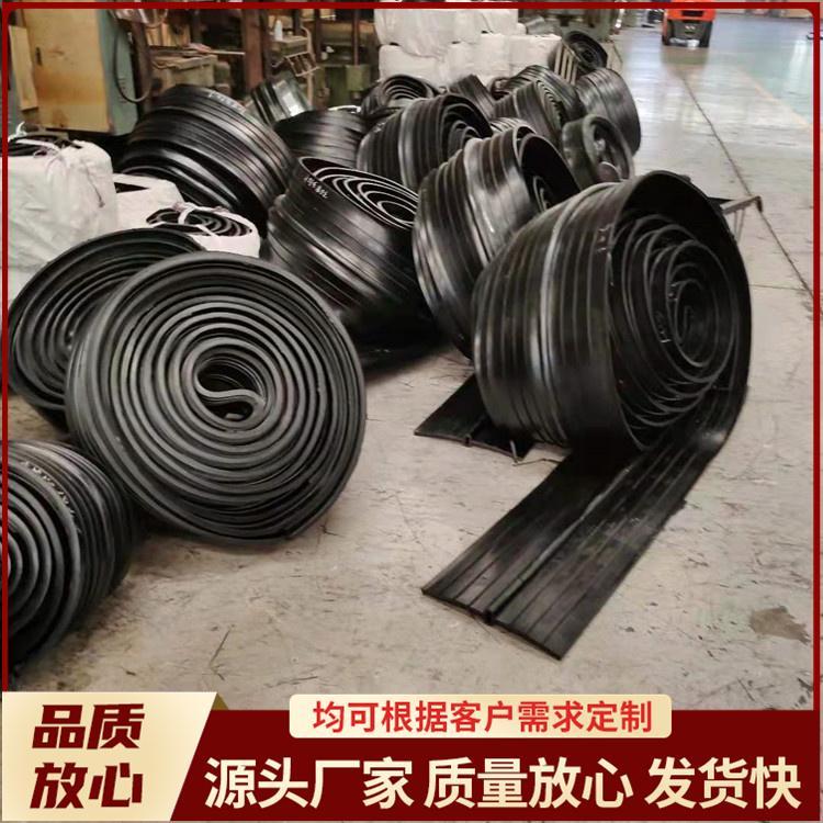 桥梁板式橡胶支座 圆球形矩形盆式隔震支座 GYZ GJZ 抗震支架