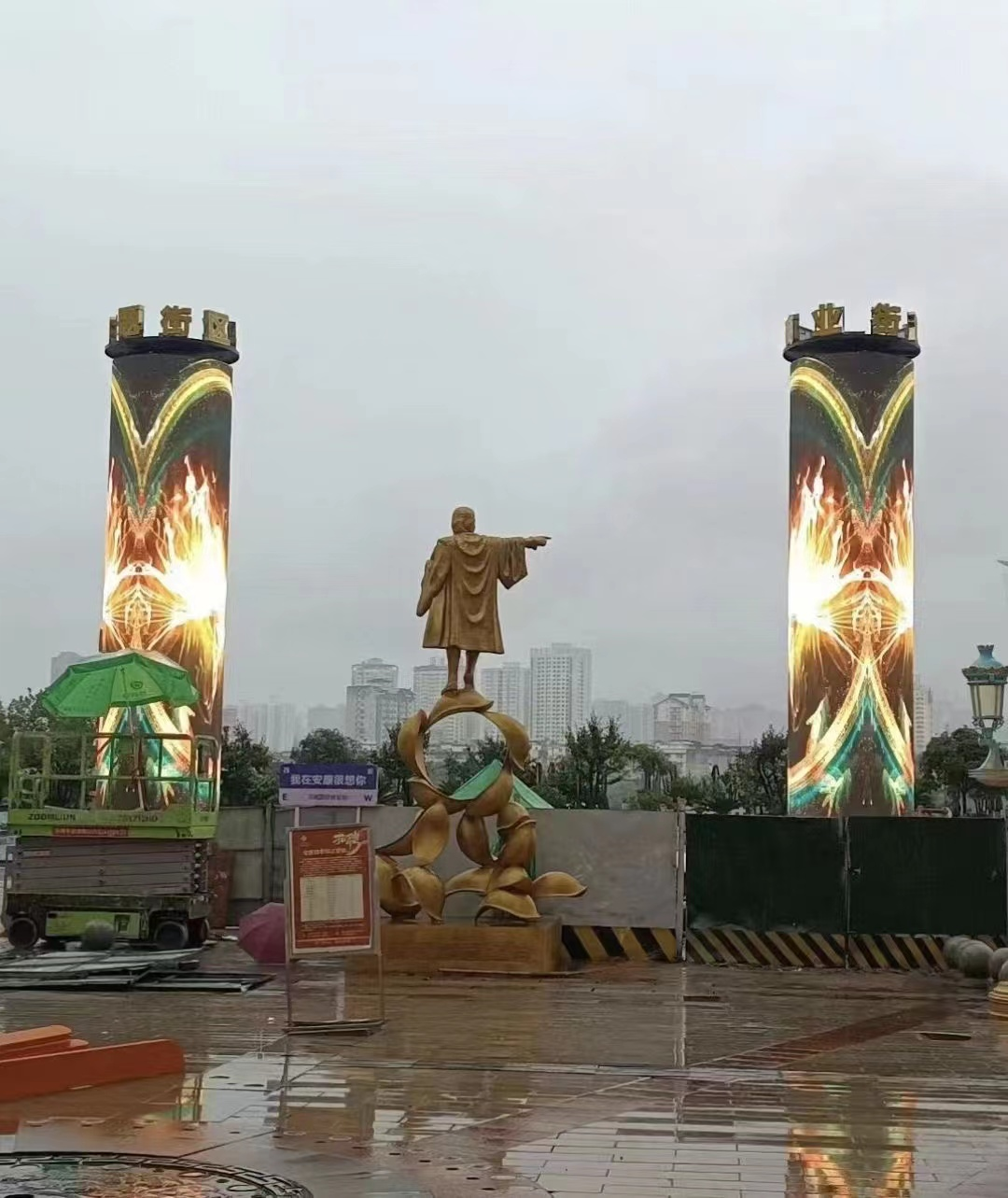 户外防水圆柱LED显示屏 (1)