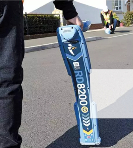 英国雷迪RD8200管线探测仪