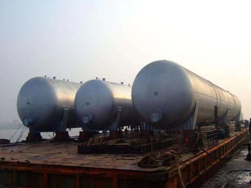 生产蒸汽蓄热器,储气罐,分汽缸,压力罐,反应釜,换热器等压力容器定制