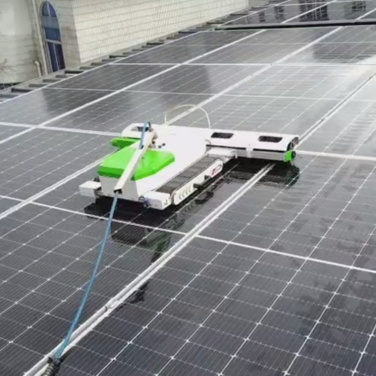 光伏清洗设备 清洗机器人