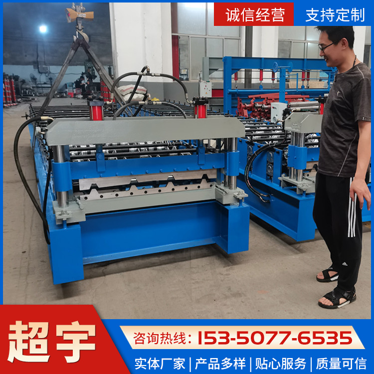 压瓦机定制冷弯成型机各种型号可做
