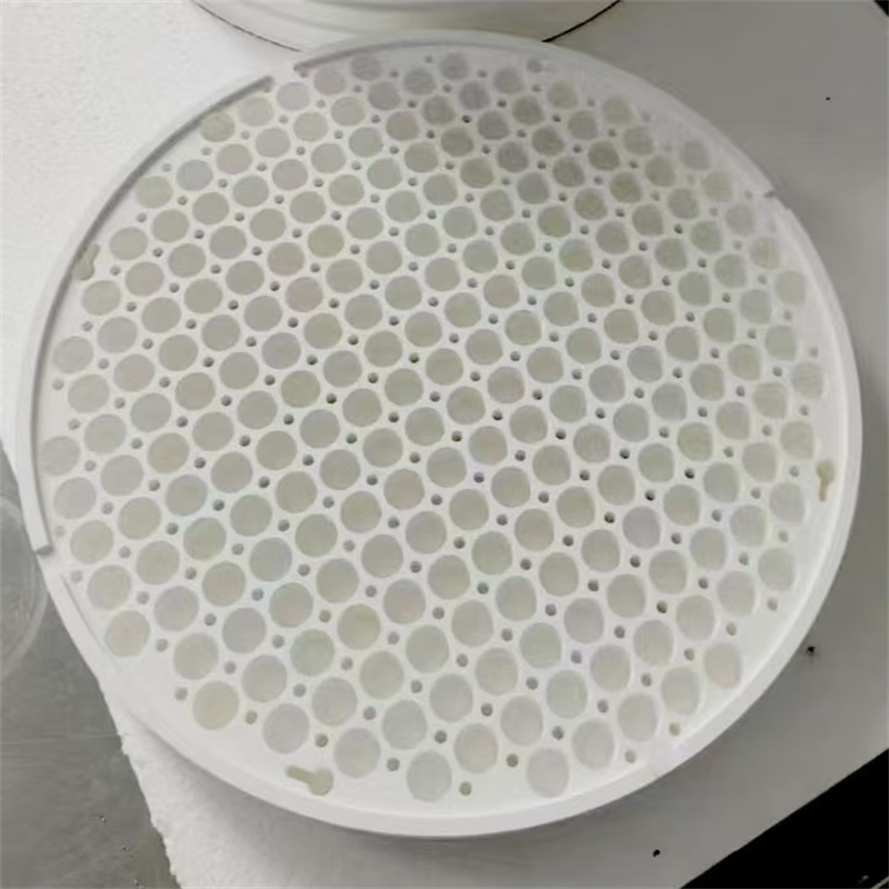氮化硼陶瓷加工 量大可批 耐高温耐腐蚀 工业多孔陶瓷