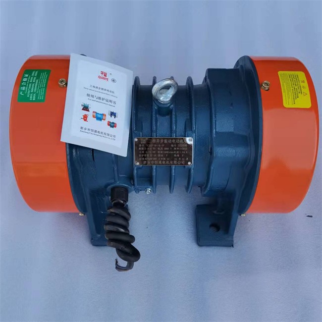 销售 防爆振动电机YBZ110L1-4 粉尘BT4隔爆振动电动机