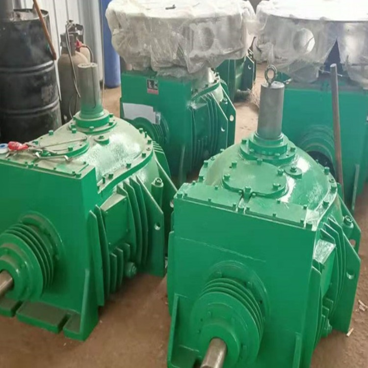 泰强减速机厂家  冷却塔风机减速机