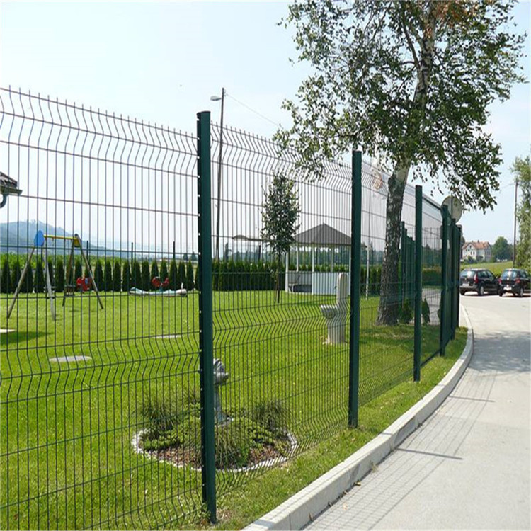 桃型柱围栏网 美观实用  别墅区隔离栅  三角折弯护栏网