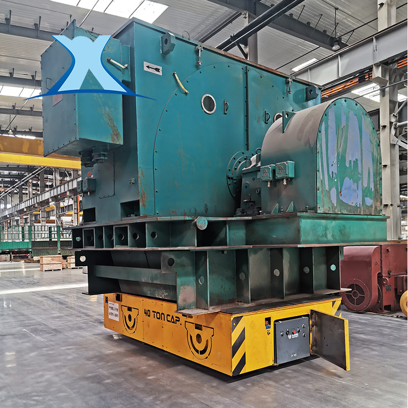 大吨位电动牵引车模具有轨运输车