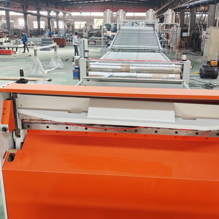 TPE片材挤出机_TPE汽车脚垫片挤出机