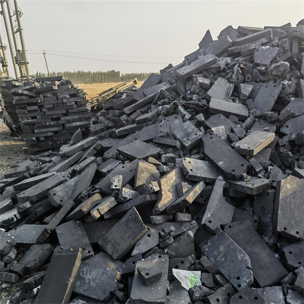 福鑫碳素 高价上门回收石墨制品 收购碳精棒变废为宝