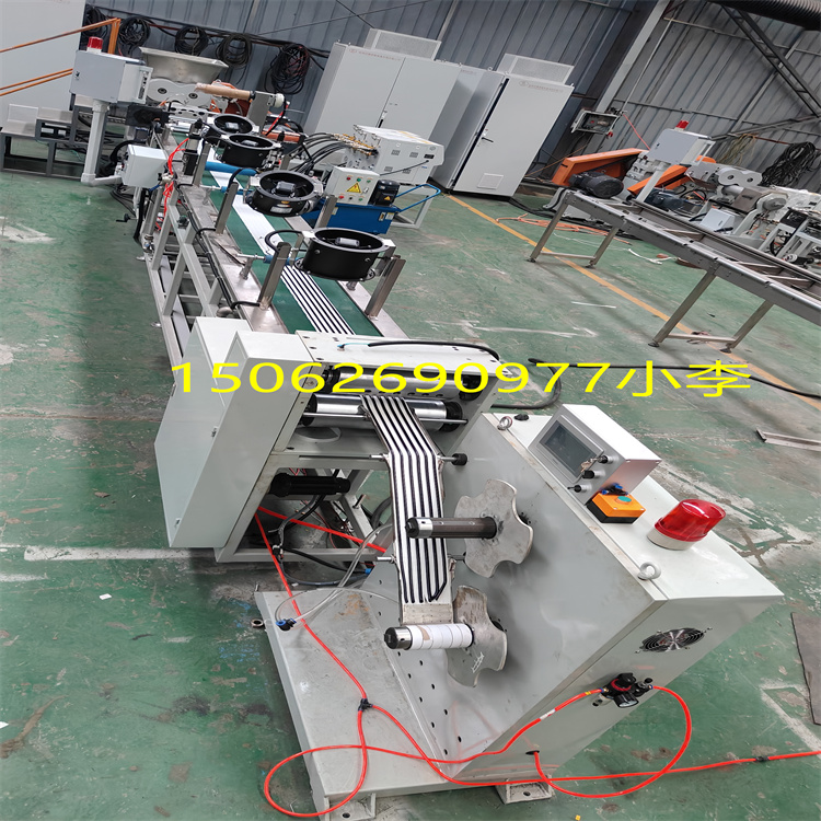 车灯蛇盘胶真空挤出机_车灯蛇盘密封胶带挤出机