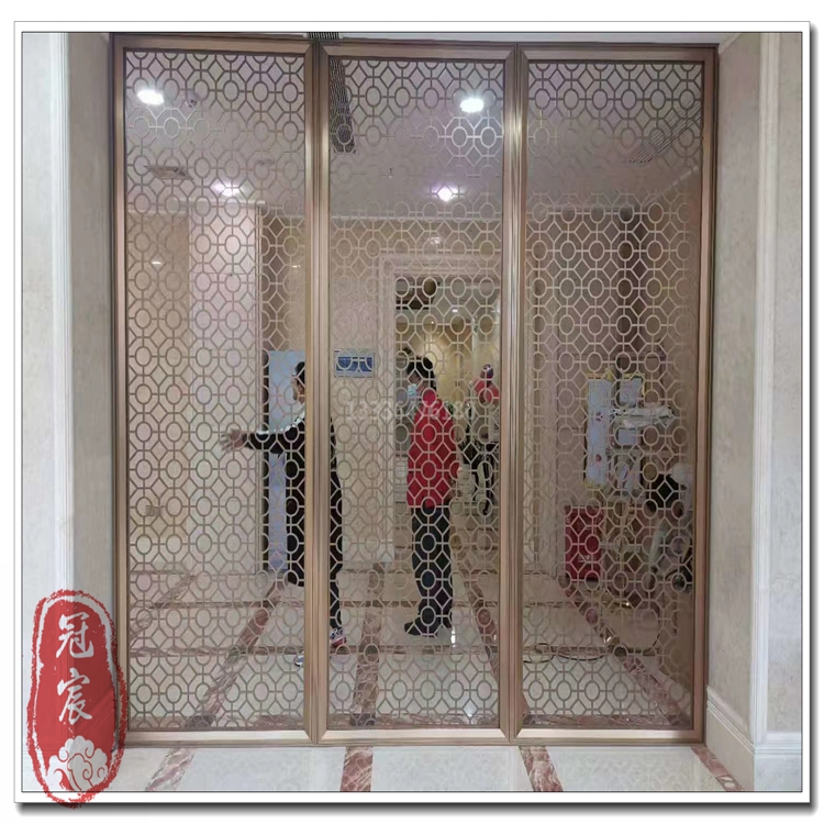山西新中式玫瑰金不锈钢屏风酒店过道装饰金属隔断不锈钢花格厂家