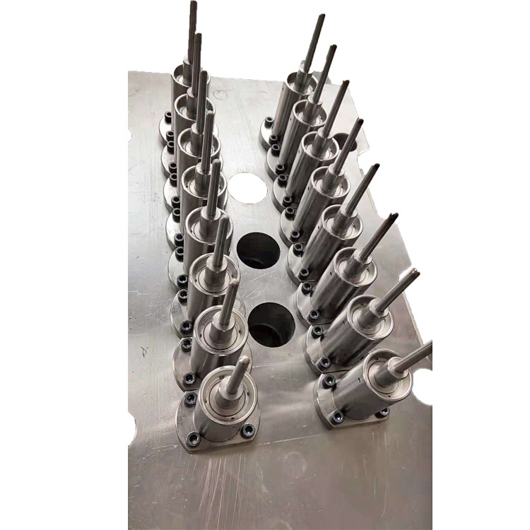 黄岩鼎仁模具加工中心 各种塑料产品模具 全自动吹瓶机模具 吹瓶模具