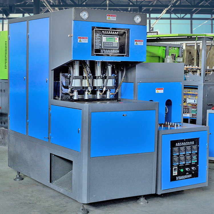 现货供应 2.5斤装 5斤装 10斤装水桶 油桶吹瓶机