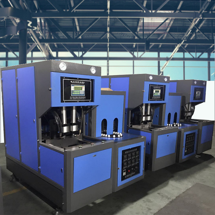 现货供应 2.5斤装 5斤装 10斤装水桶 油桶吹瓶机